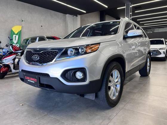 KIA SORENTO 2.4 EX2 4X2 16V GASOLINA 4P AUTOMÁTICO KIA SORENTO 2.4 EX2 4X2 16V GASOLINA 4P AUTOMÁTICO